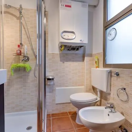 Wonderful Attic In Centre Турин